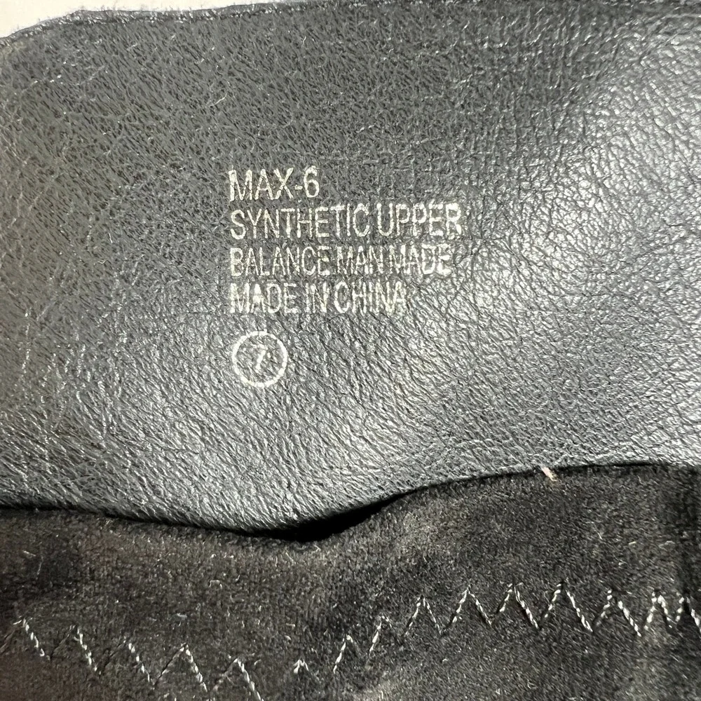 Chase + Chloe keywords snakeskin
